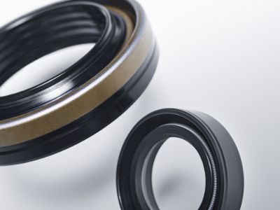 Rotary shaft seals overview: Cassette seal and black WDR type A seal